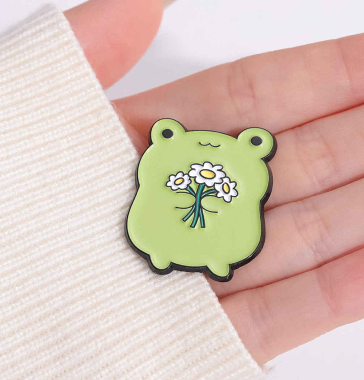 🐸 Frosch Blumen Pin – Süßer Kawaii Anstecker